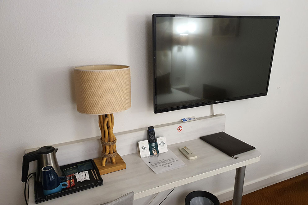 Bureau chambre hôtel des lacs Viry-Chatillon